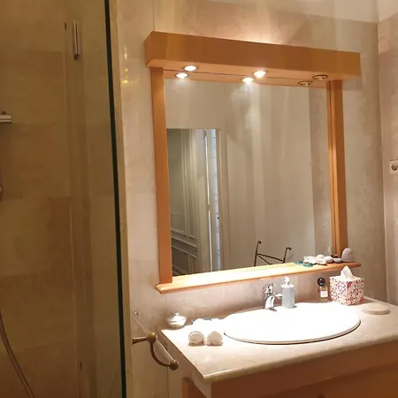 Appartamento Haussmannien Cosy Parigi