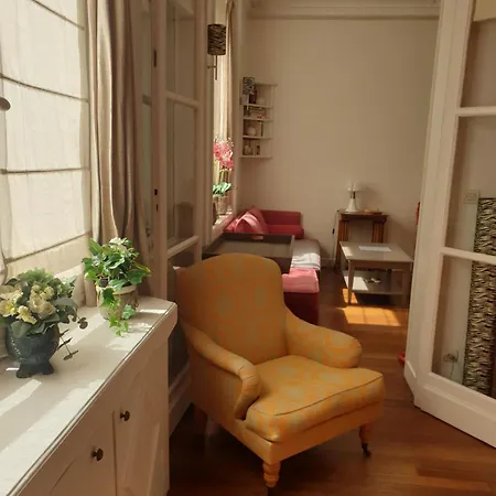 Haussmannien Cosy * Parigi