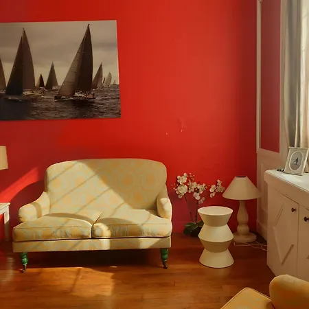 Haussmannien Cosy 아파트