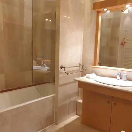 Haussmannien Cosy 아파트 파리